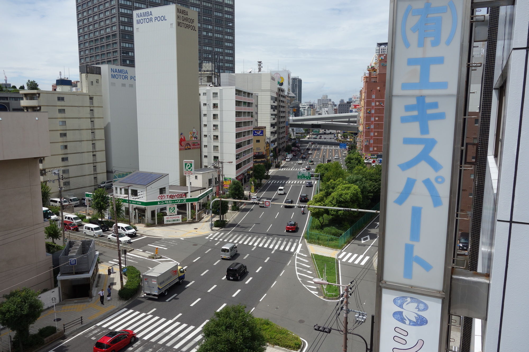 Kens House Hotel Osaka Exterior foto