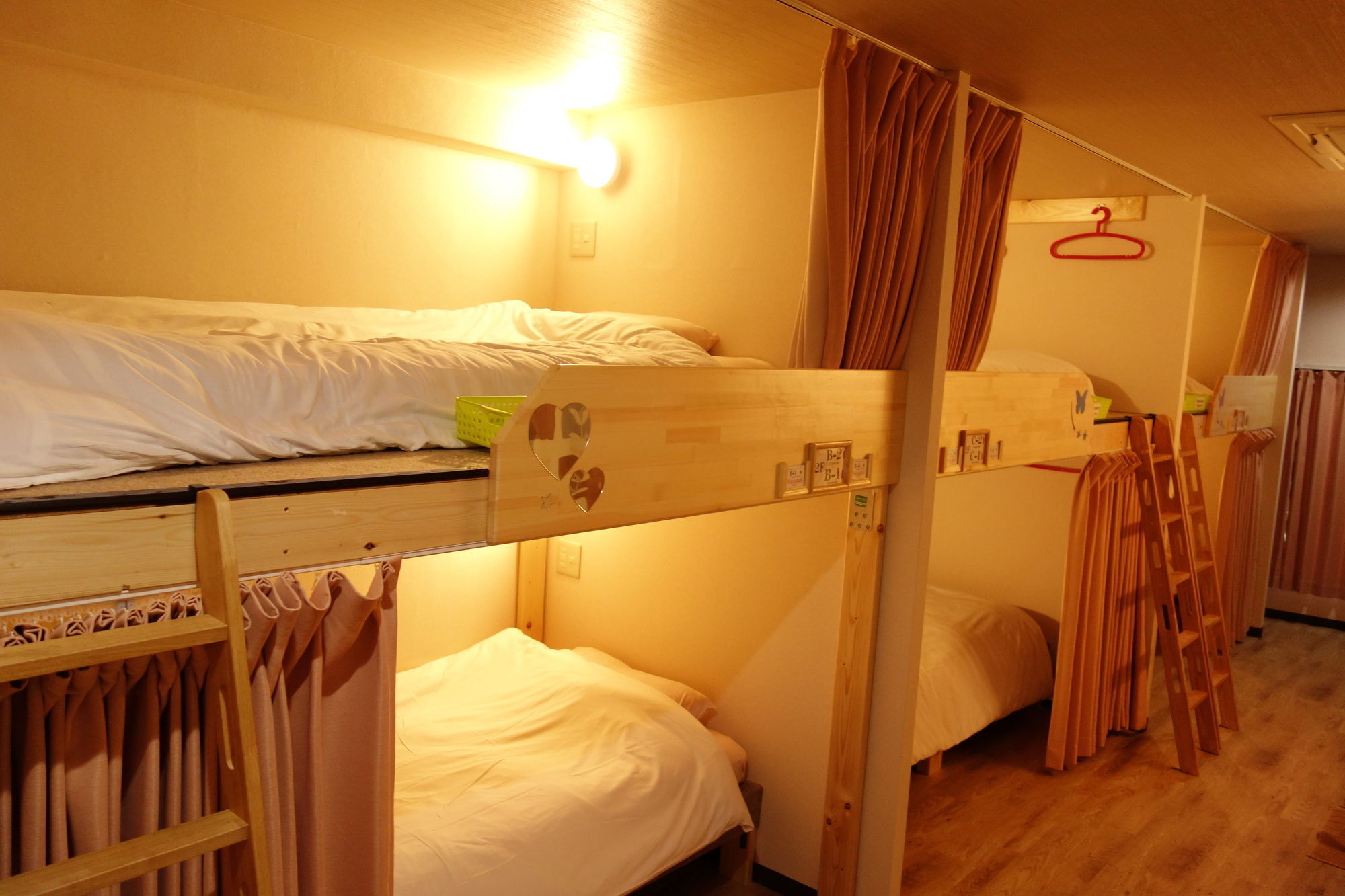 Kens House Hotel Osaka Exterior foto