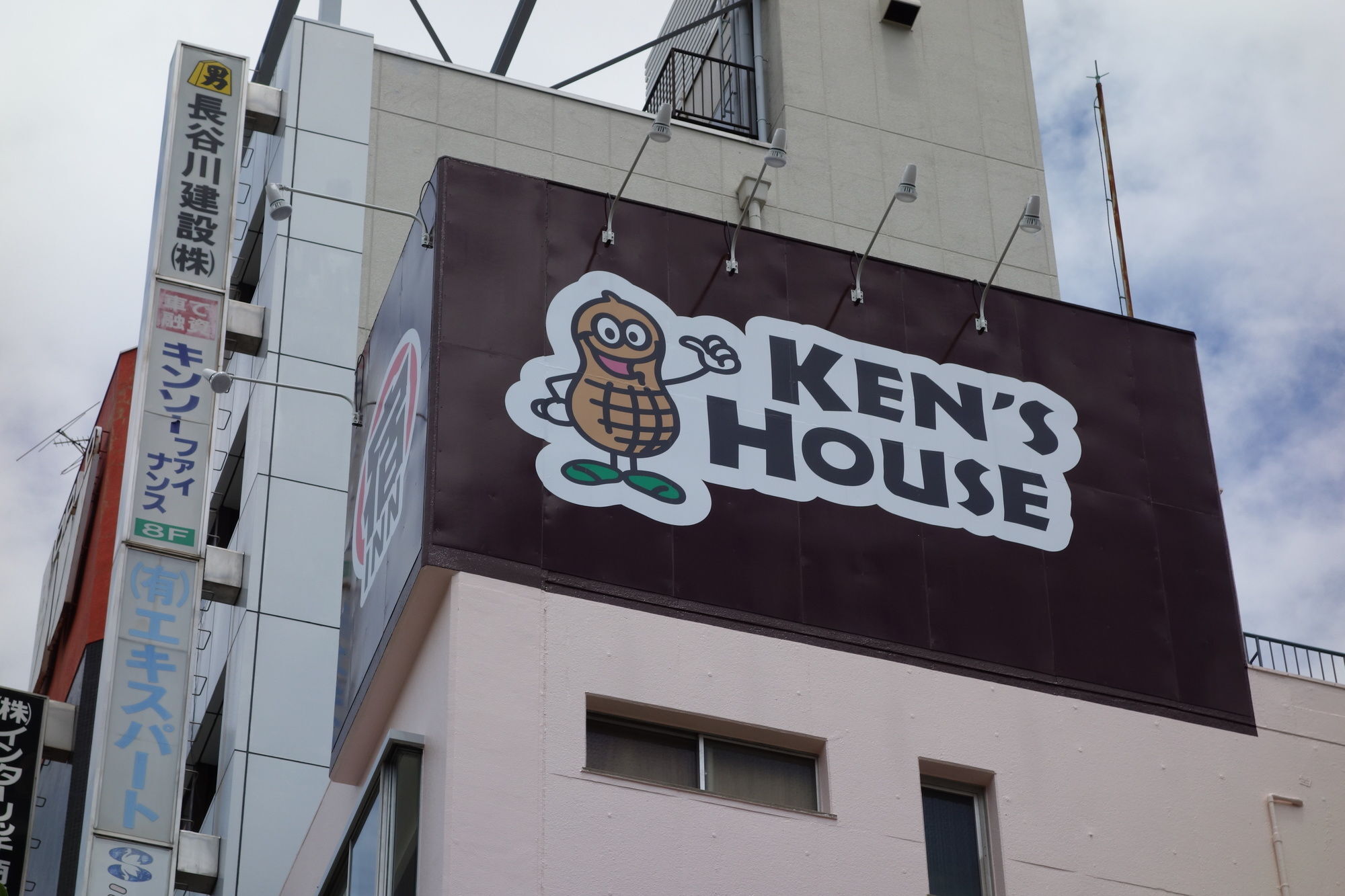 Kens House Hotel Osaka Exterior foto